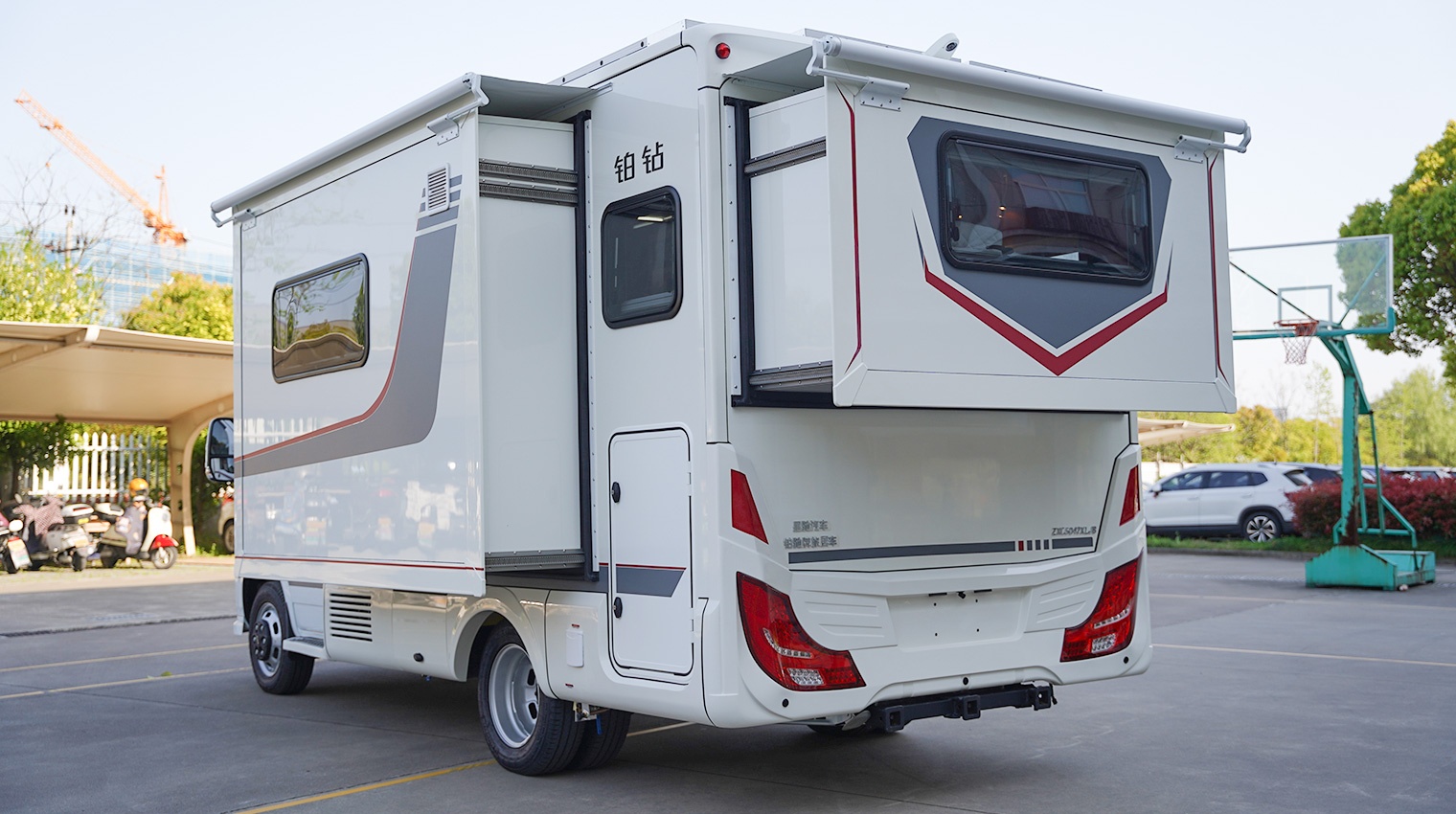 鉑鉆雙拓展實(shí)拍 (4)