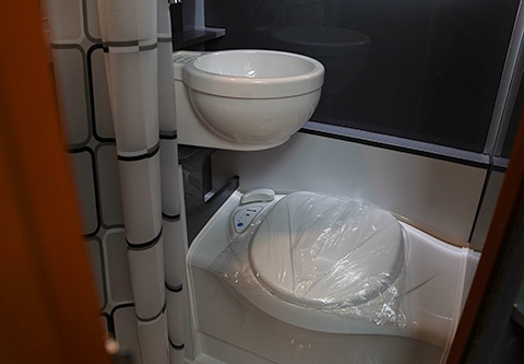 鉑鉆雙拓展細(xì)節(jié) (1)