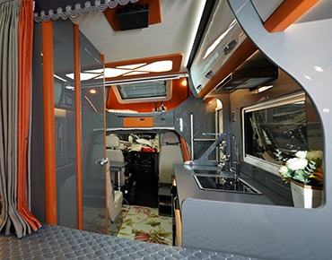 鉑鉆無拓展內(nèi)飾 (1)