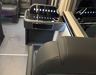 行政版16座內(nèi)飾 (3)