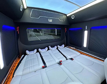 黑武士商務(wù)12座內(nèi)飾 (6)