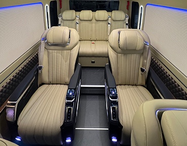 紅旗國悅 商務(wù)版12座 內(nèi)飾 (6)