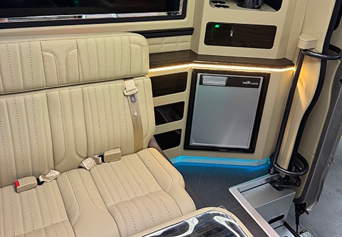 紅旗國悅  商務(wù)版12座 細節(jié) (1)