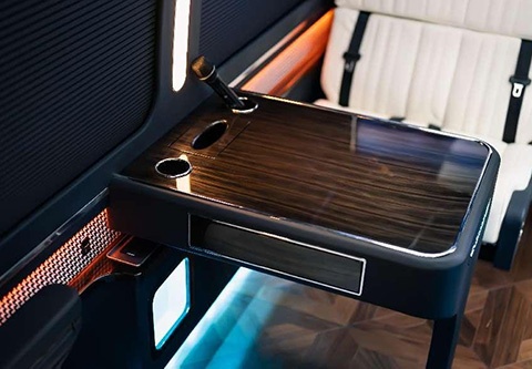 豐田考斯特黑武士12座細(xì)節(jié) (6)